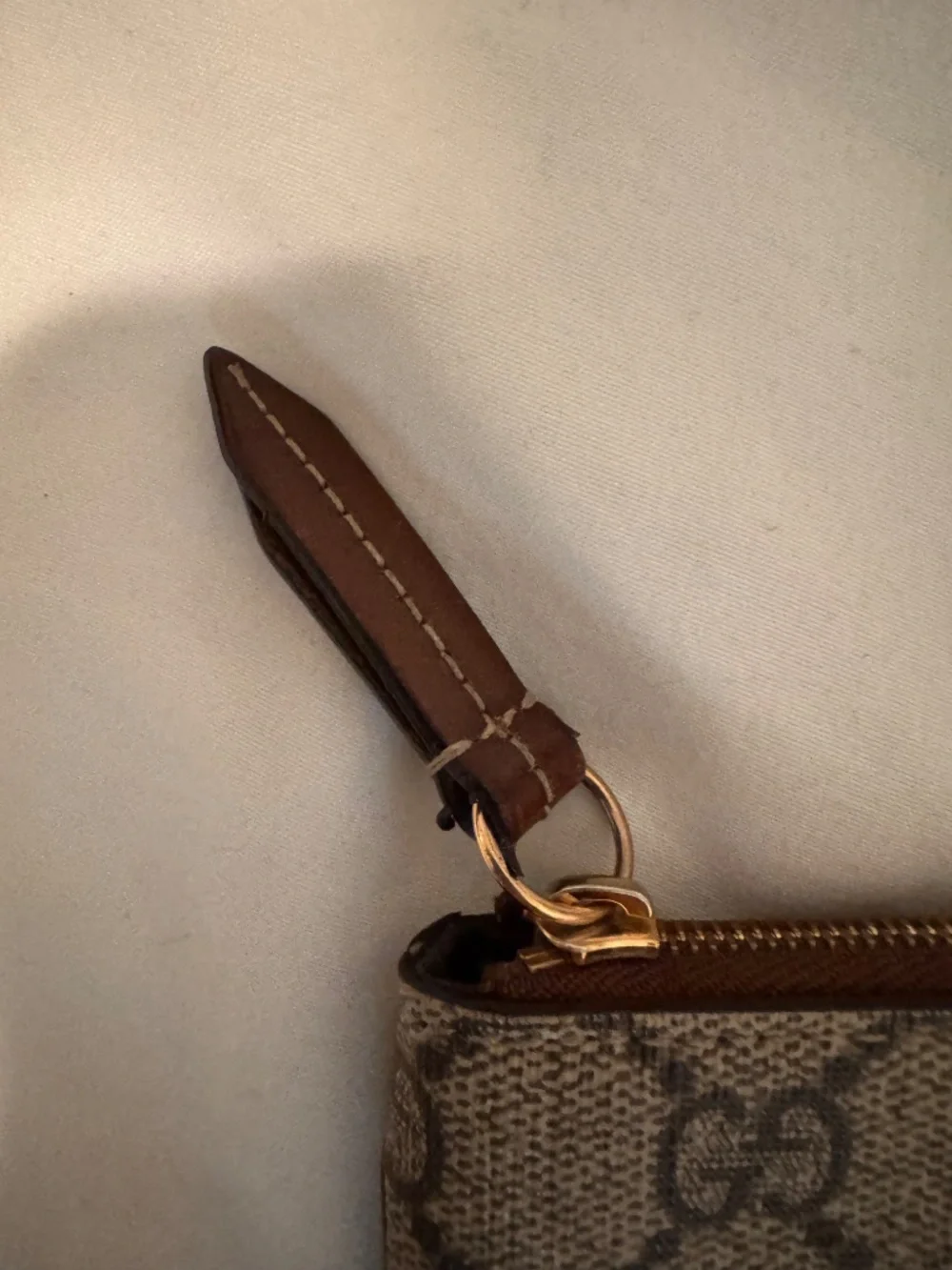 Gucci GG Supreme Key Pouch